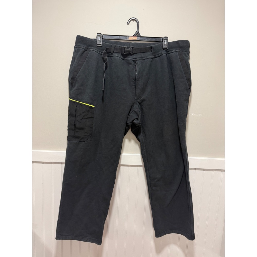 Duluth Tradetek Heavyweight Cargo Pants Black Sweatpants Belted Men Sz 2XL x 30